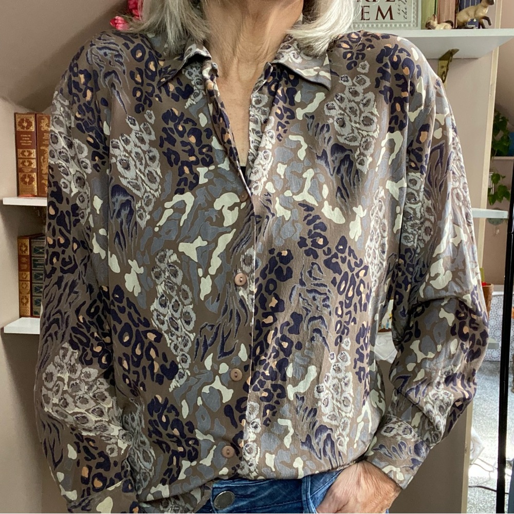 Fu Da Fine Silk Animal Print Blouse